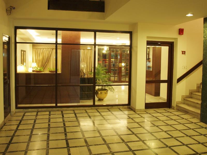 The Bmk Hotel Nueva Delhi Exterior foto